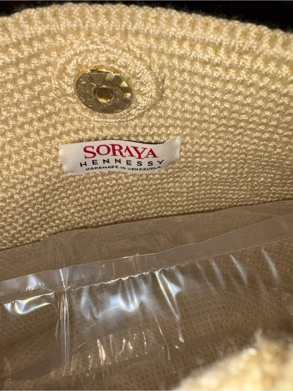 Soraya stylish cream